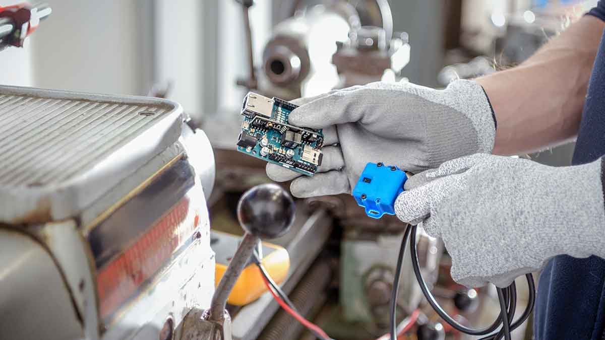 How to do Level Sensing of Liquids with Ultrasonic Sensors